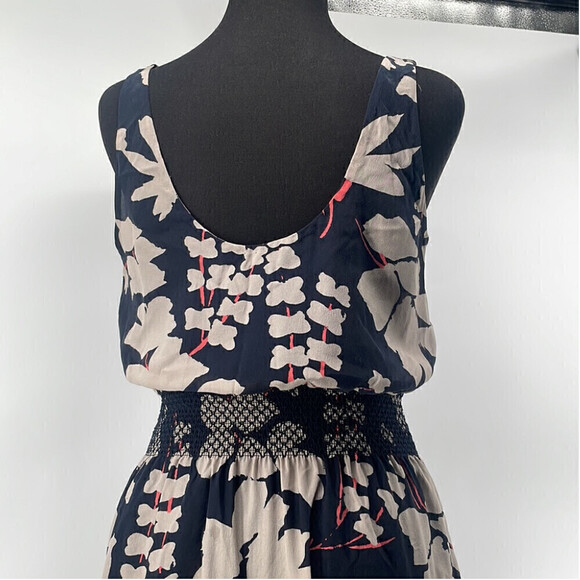 Aritzia Babaton dress 100% silk floral stretch waist summer light weight sz xs - Picture 13 of 14